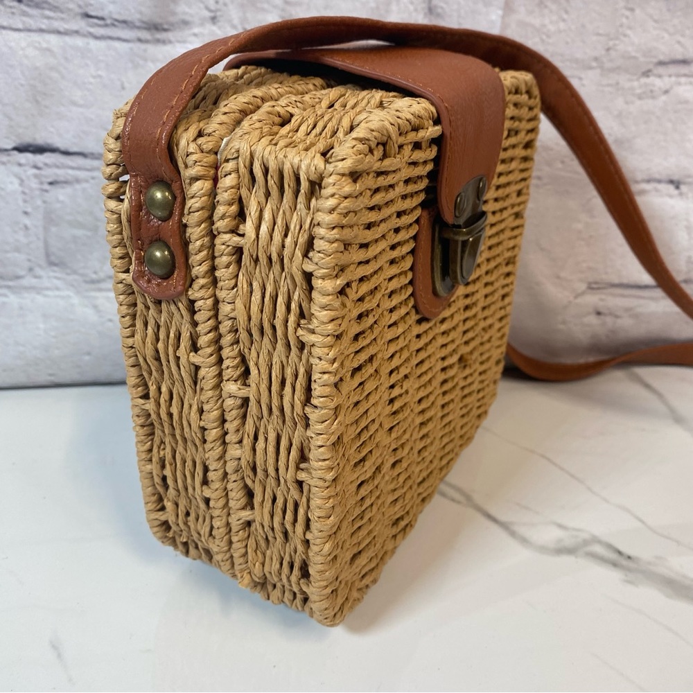 Hoxis Straw Square Wicker Crossbody Bag 7x7 inches Purse - Picture 4 of 7